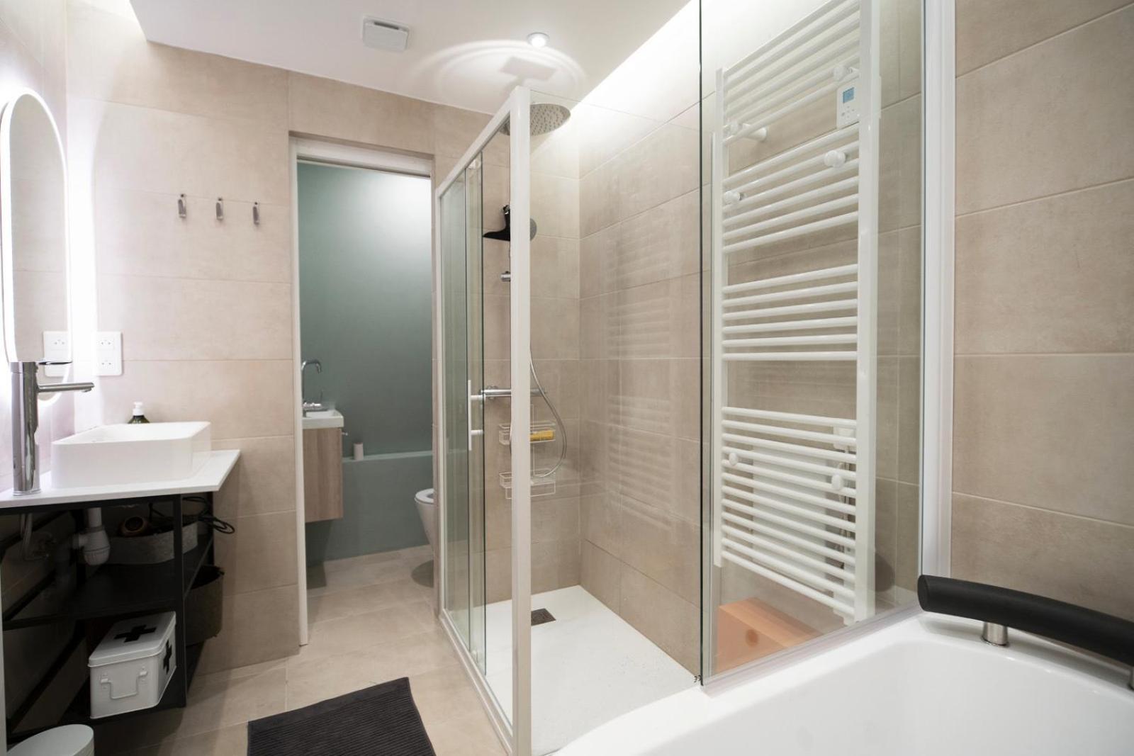 Bel Appartement Type Chalet Avec Balneo Et Jardin Greolieres Exteriér fotografie