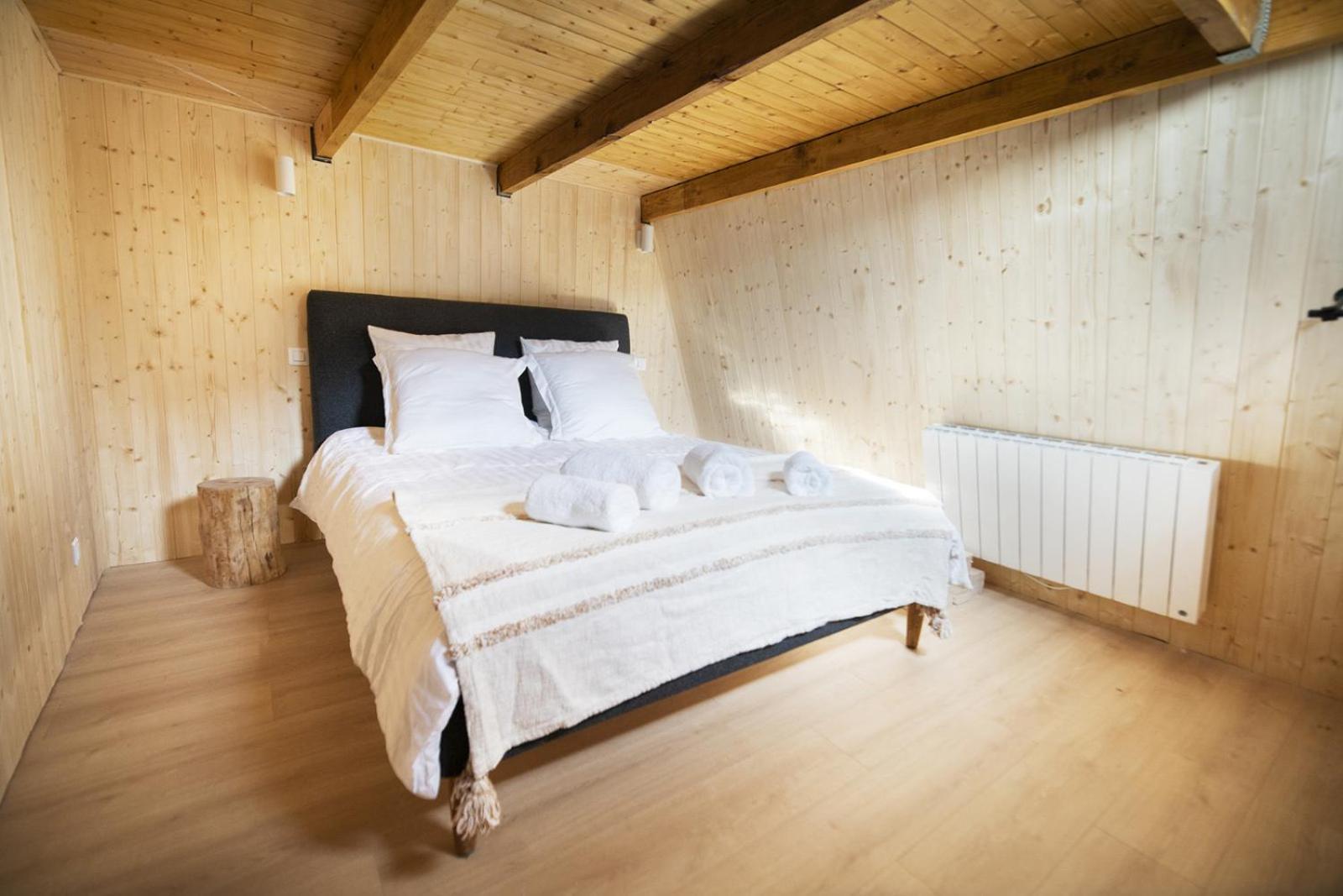 Bel Appartement Type Chalet Avec Balneo Et Jardin Greolieres Exteriér fotografie